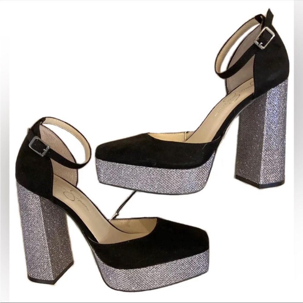Jessica Simpson “Katina” Platform Pumps
